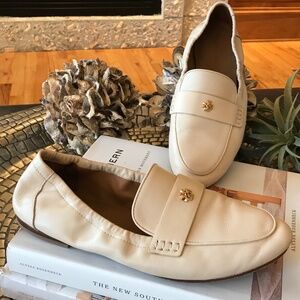 Tory Burch Cream Leather Loafers with Gold Logo